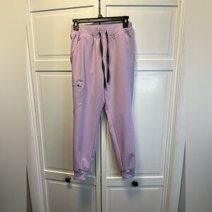 Figs Women’s High Waisted Zamora Jogger Scrub Pants Size XS/Petite Light Purple
